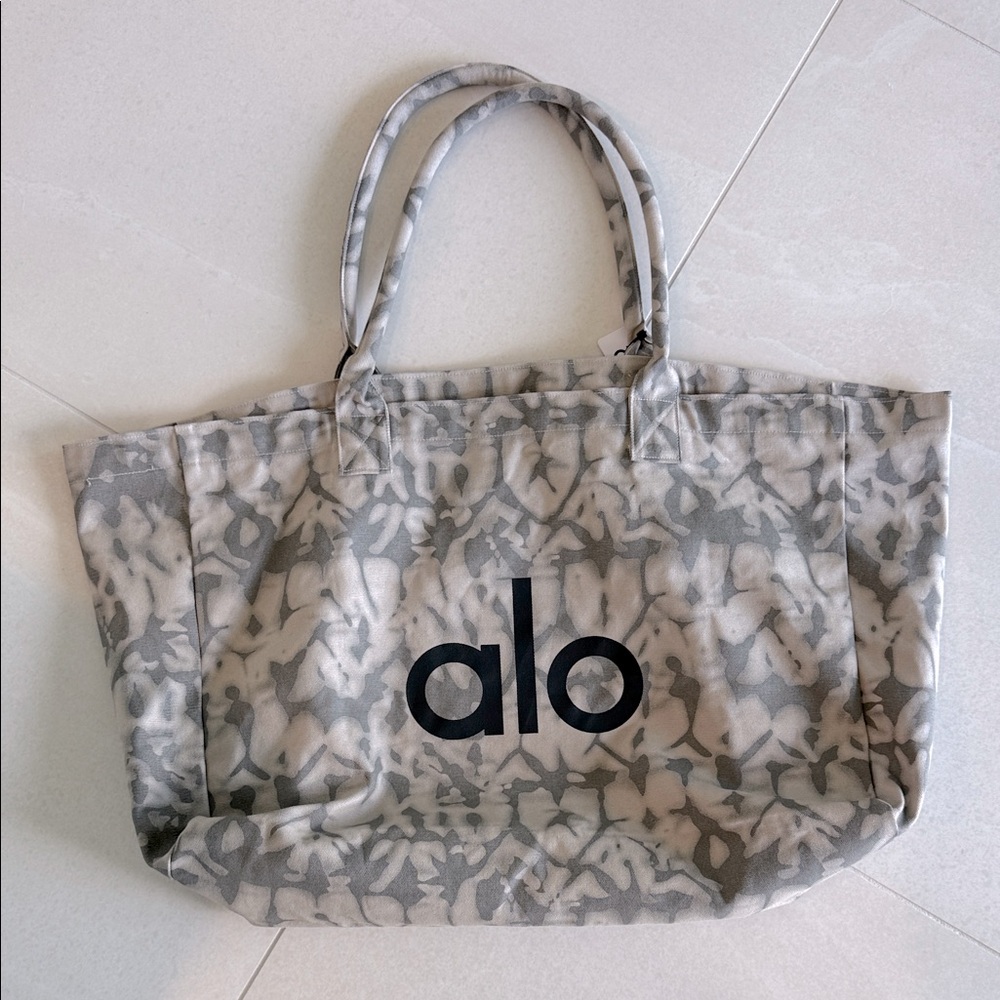 ALO Yoga Tote